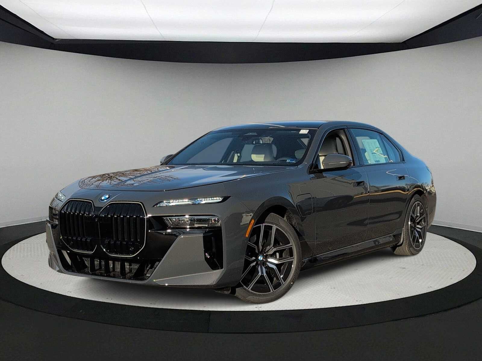 2026 BMW 750e xDrive