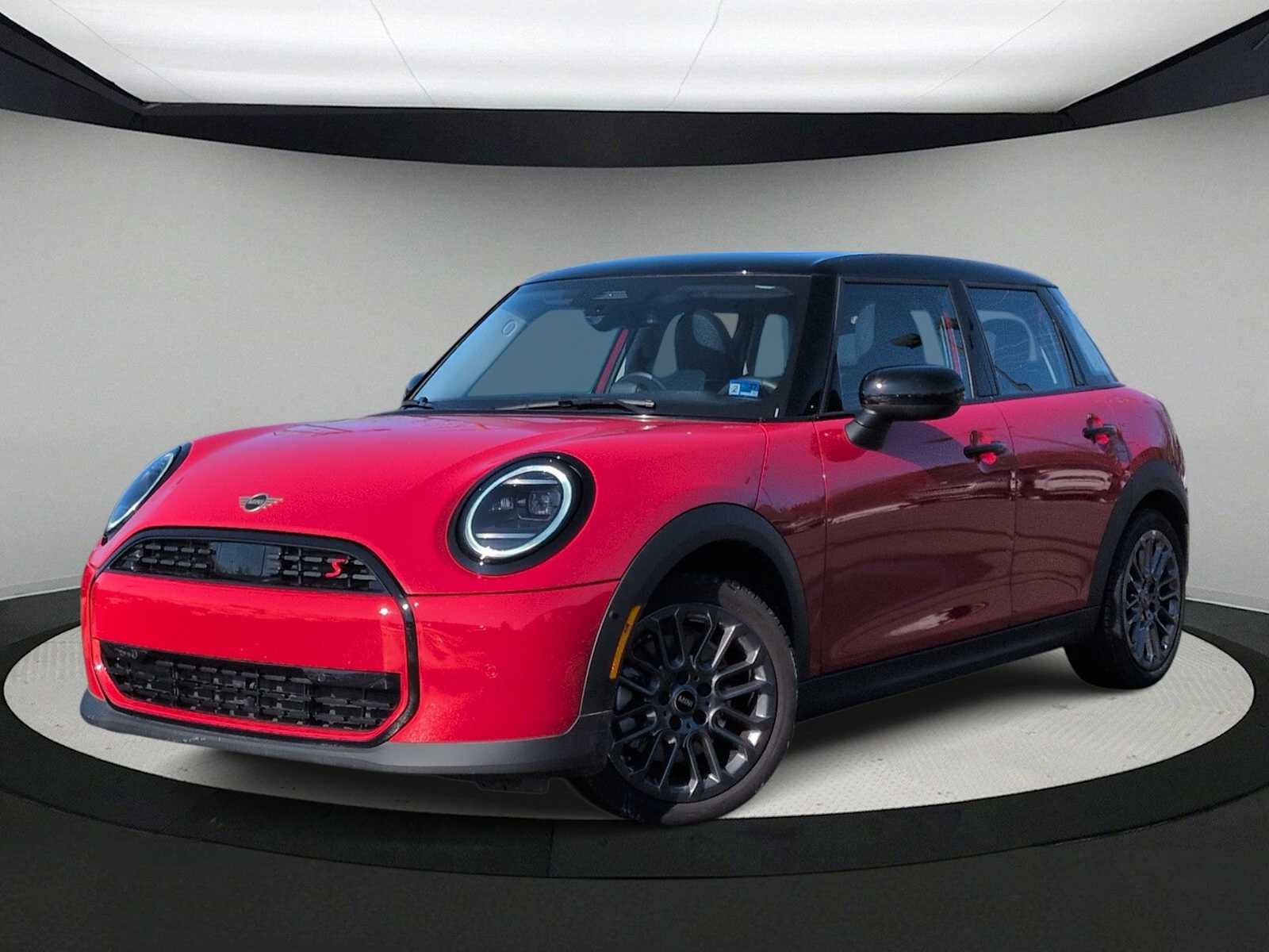 2025 MINI HARDTOP 4 DOOR