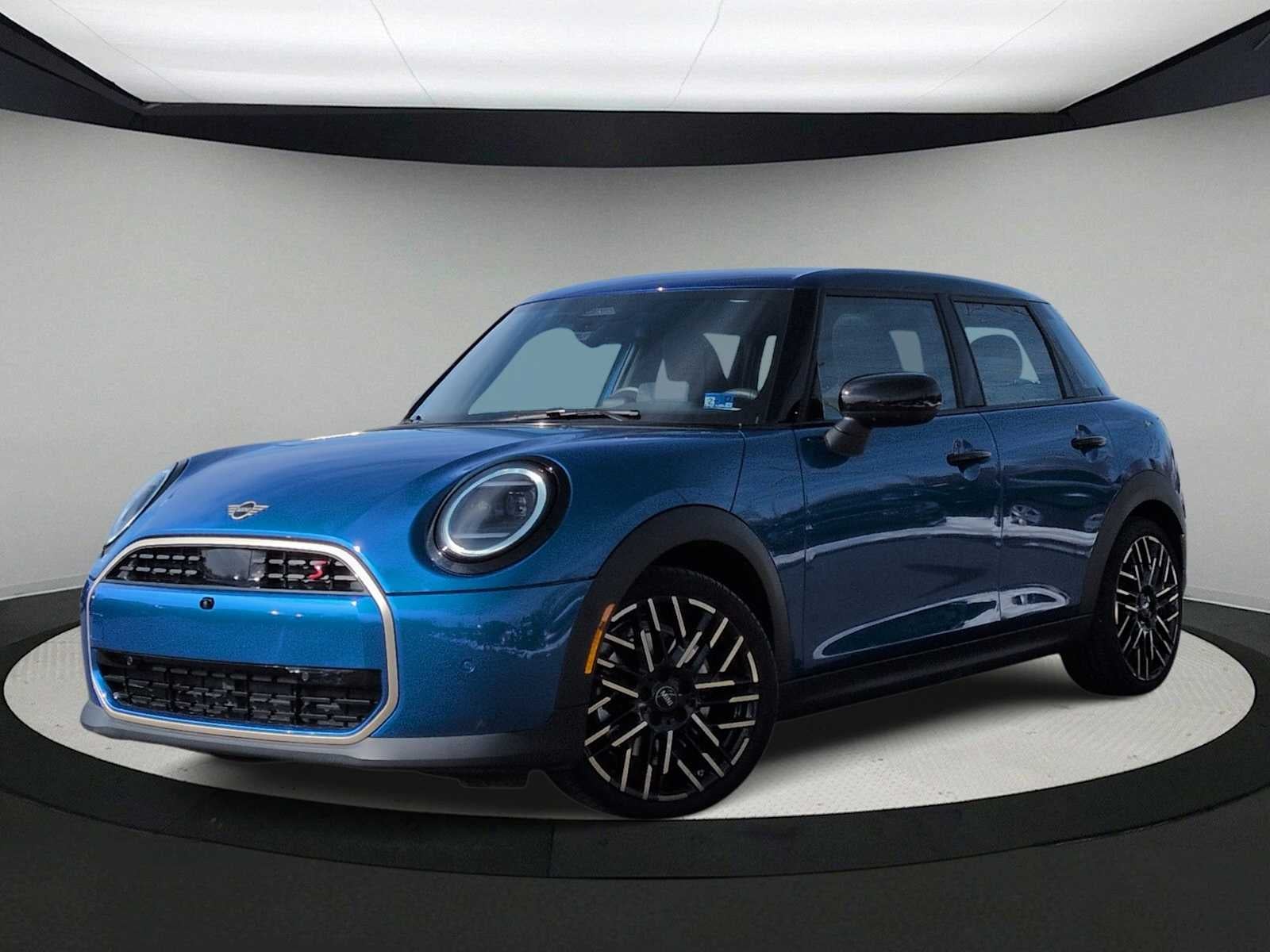 2025 MINI HARDTOP 4 DOOR